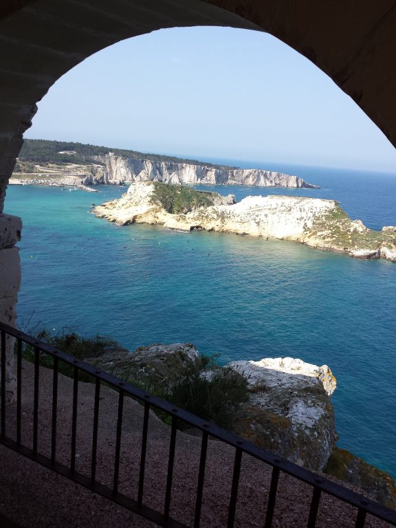 Cala Matana... La casa Di Lucio Dalla E Le Isole Tremiti ...